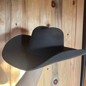 Justin Authentic Headwear Cowboy Hat. Size 6 7/8